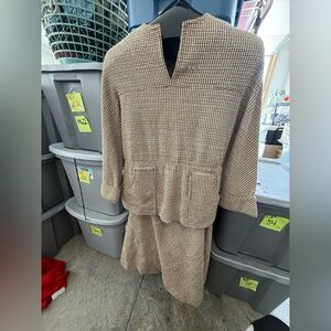 Brown Houndstooth Skirt Suit p27